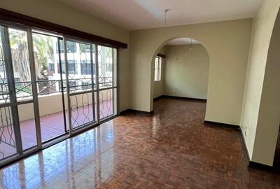2 Bed Apartment with En Suite in Riverside