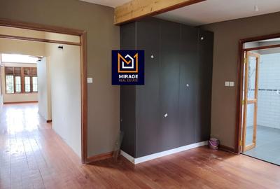 2 Bed House with En Suite in Karen - 4
