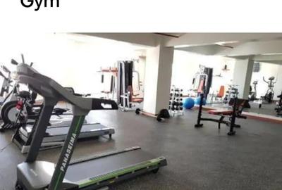 Serviced 2 Bed Apartment with En Suite at Runda - 3