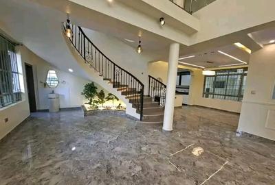 5 Bed House with En Suite in Syokimau - 2