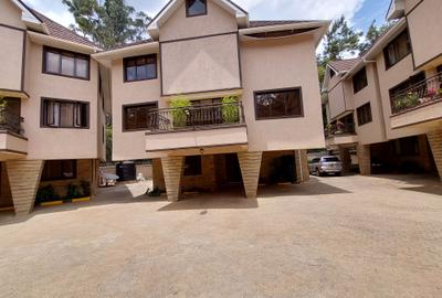 5 Bed Townhouse with En Suite at Muthangari Drive