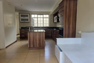 4 Bed Townhouse with En Suite at Shanzu Road. - 4