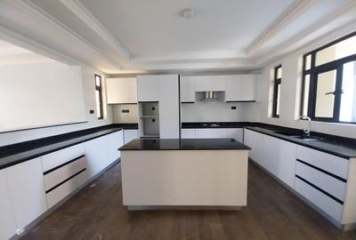 4 Bed Townhouse with En Suite at Ruiru Mugutha