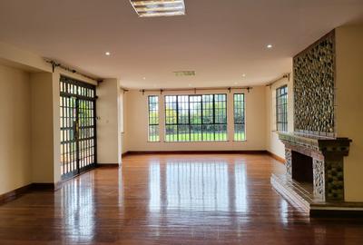 5 Bed House with En Suite at New Kitisuru