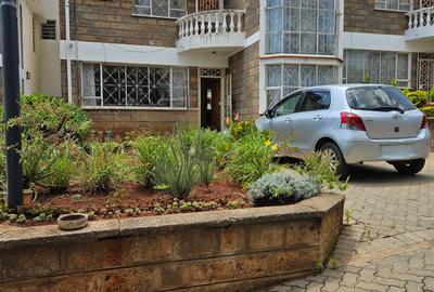 4 Bed Townhouse with En Suite in Westlands Area