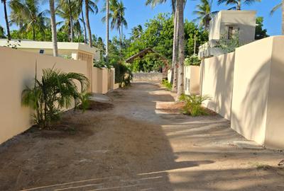 3 Bed Villa with En Suite in Watamu - 3