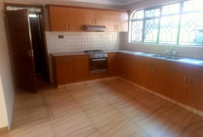 4 Bed Townhouse with En Suite in Runda