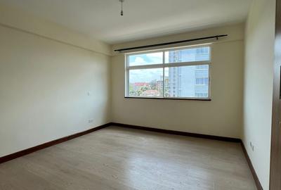 3 Bed Apartment with En Suite in Kileleshwa