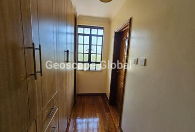 5 Bed House with En Suite in Karen - 2