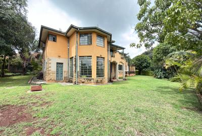 5 Bed House with En Suite at Miotoni - 2