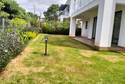 5 Bed Townhouse with En Suite in Kitisuru