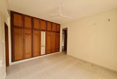 3 Bed Apartment with En Suite in Nyali Area