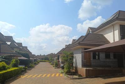 4 Bed Townhouse with En Suite at Runda