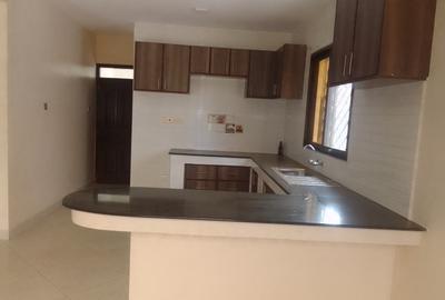 4 Bed House with En Suite at Milimani - 3