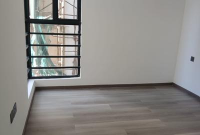 1 Bed Apartment with En Suite at Kindaruma Rd - 4