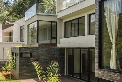 3 Bed Townhouse with En Suite at Gigiri Close To Un - 3