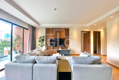 3 Bed Apartment with En Suite in Riverside