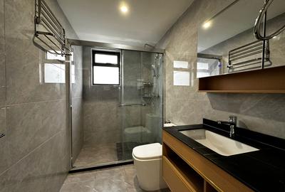 1 Bed Apartment with En Suite at Rhapta