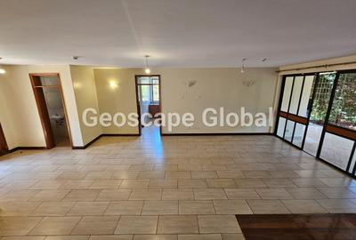 4 Bed House with En Suite in Runda