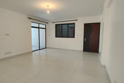 4 Bed Apartment with En Suite at Parklands - 2