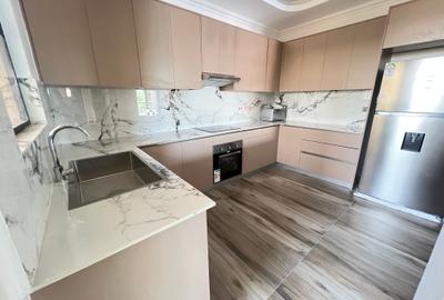 2 Bed Apartment with En Suite at Brookside - 4