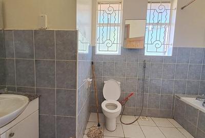 4 Bed Townhouse with En Suite in Brookside