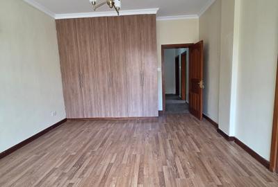 3 Bed Apartment with En Suite in Kileleshwa - 3