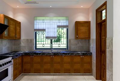 3 Bed Apartment with En Suite at Serena Kilua Rd