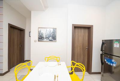 Serviced 2 Bed Apartment with En Suite at Westlands Central