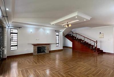 4 Bed Townhouse with En Suite in Kiambu Road - 2