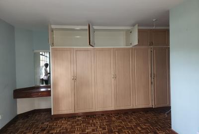 3 Bed Apartment with En Suite at Kaptei Garden - 3