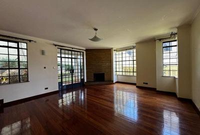 5 Bed Villa with En Suite at Lavington