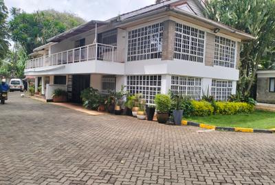 2,300 ft² Commercial Property with Fibre Internet in Westlands Area