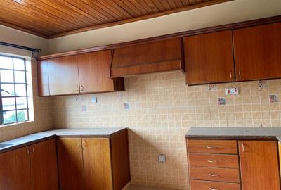 3 Bed Apartment with En Suite at Lavington