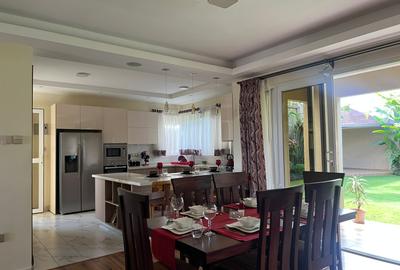 4 Bed Townhouse with Garden in Runda
