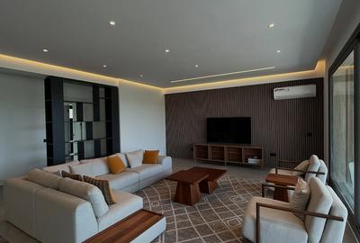 3 Bed Apartment with En Suite at Greenwood Drive - 4