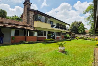 Commercial Property with Service Charge Included at Lavington Green