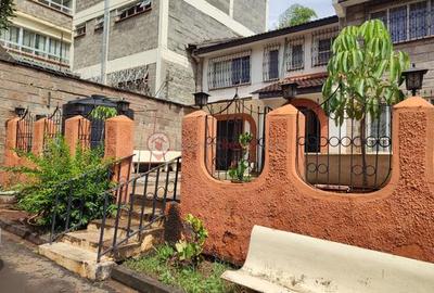 4 Bed Villa with En Suite at Kilimani