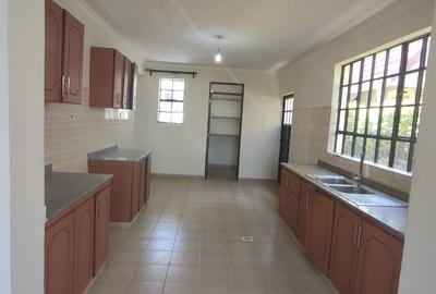 5 Bed Villa with En Suite in Ngong