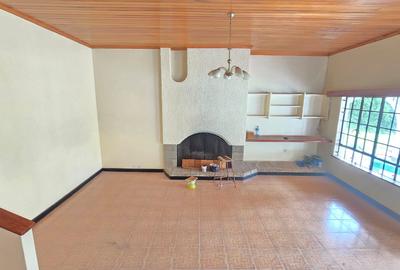 4 Bed House with En Suite in Loresho