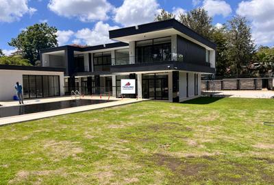 6 Bed Villa with En Suite in Nyari - 4
