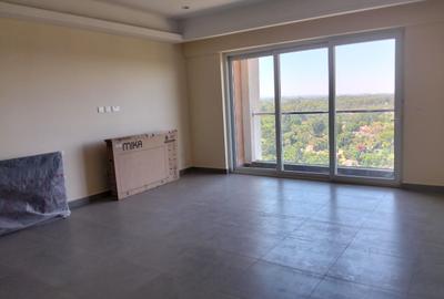 2 Bed Apartment with En Suite in Parklands - 3
