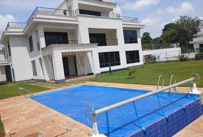 6 Bed Villa with En Suite in Loresho - 4