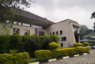 5 Bed Townhouse with En Suite in Lower Kabete