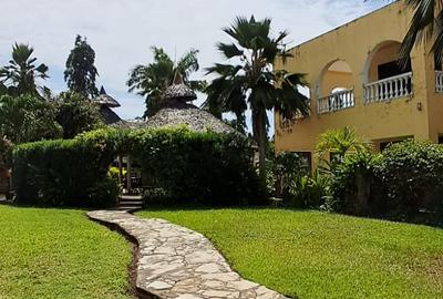 5 Bed House in Nyali Area - 3