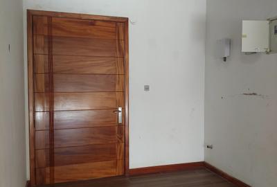 4 Bed Townhouse with En Suite at Oloolua Close