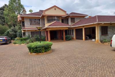 5 Bed House with En Suite at Flem Tree Runda