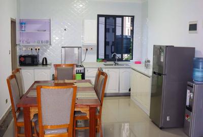 2 Bed Apartment with En Suite at Lenana Road