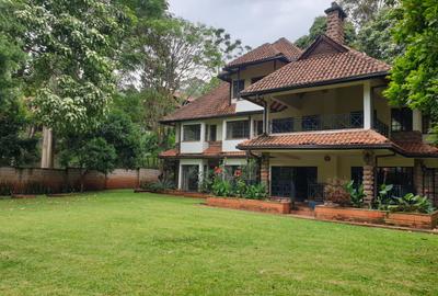 5 Bed House with En Suite at Rosslyn
