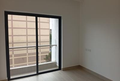 1 Bed Apartment with Swimming Pool in Kilimani - 2